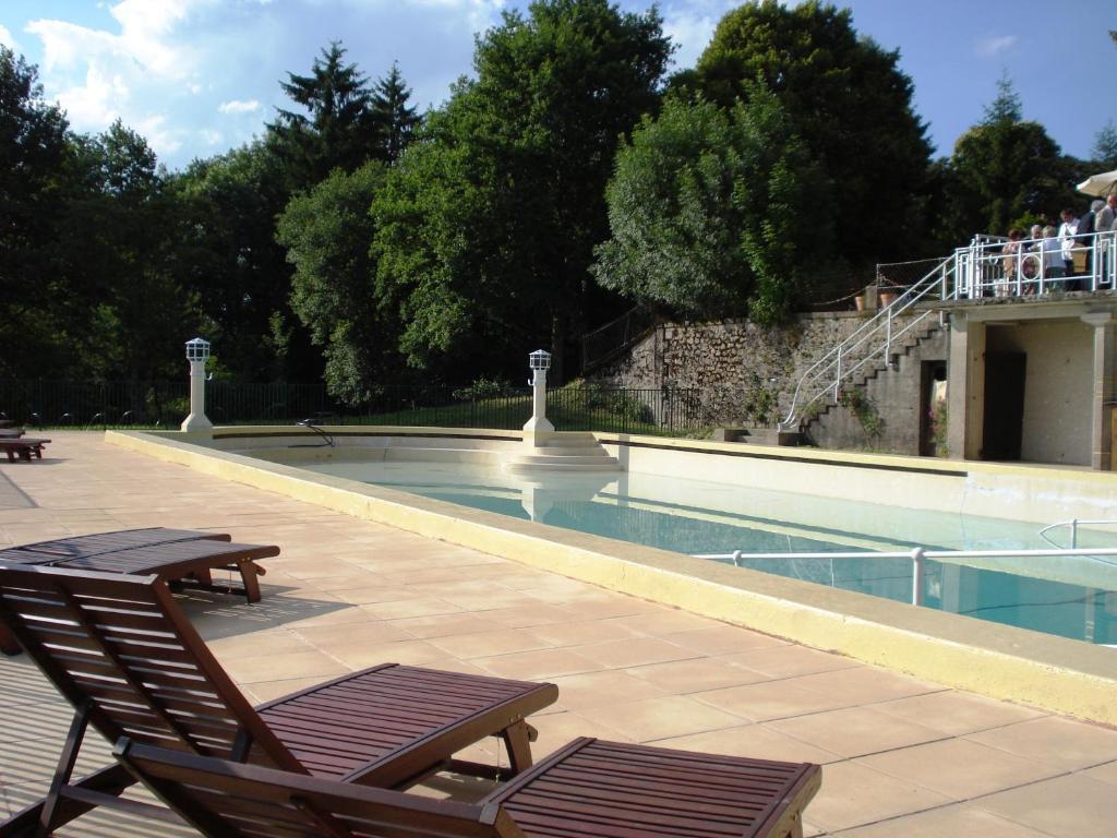 Chateau Le Mialaret Neuvic  Esterno foto